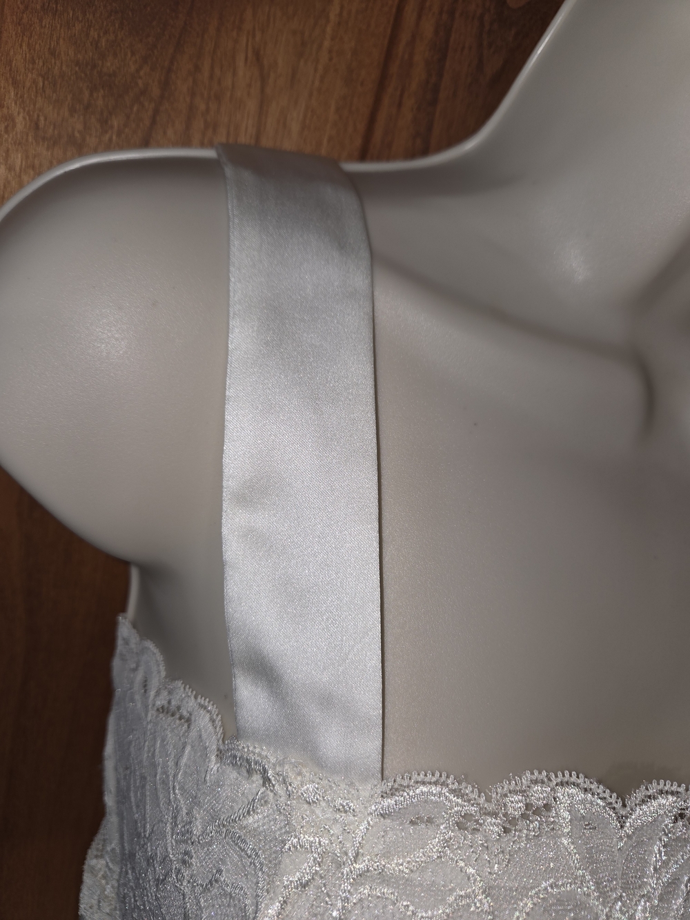 Coldwater Creek White Lace Camisole with Satin Straps - Picture 3 of 5